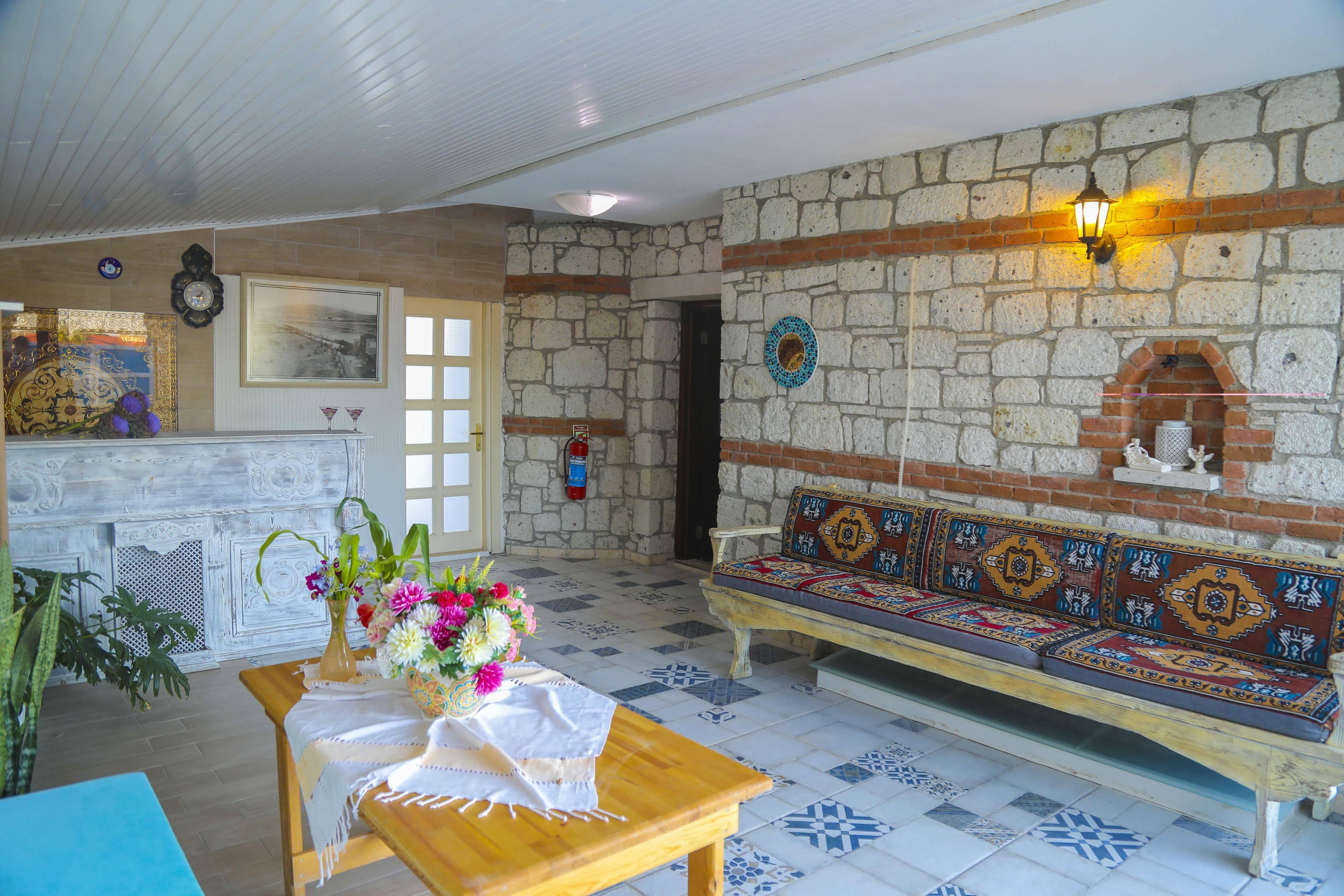 Aksu Hotel Алакати Екстериор снимка