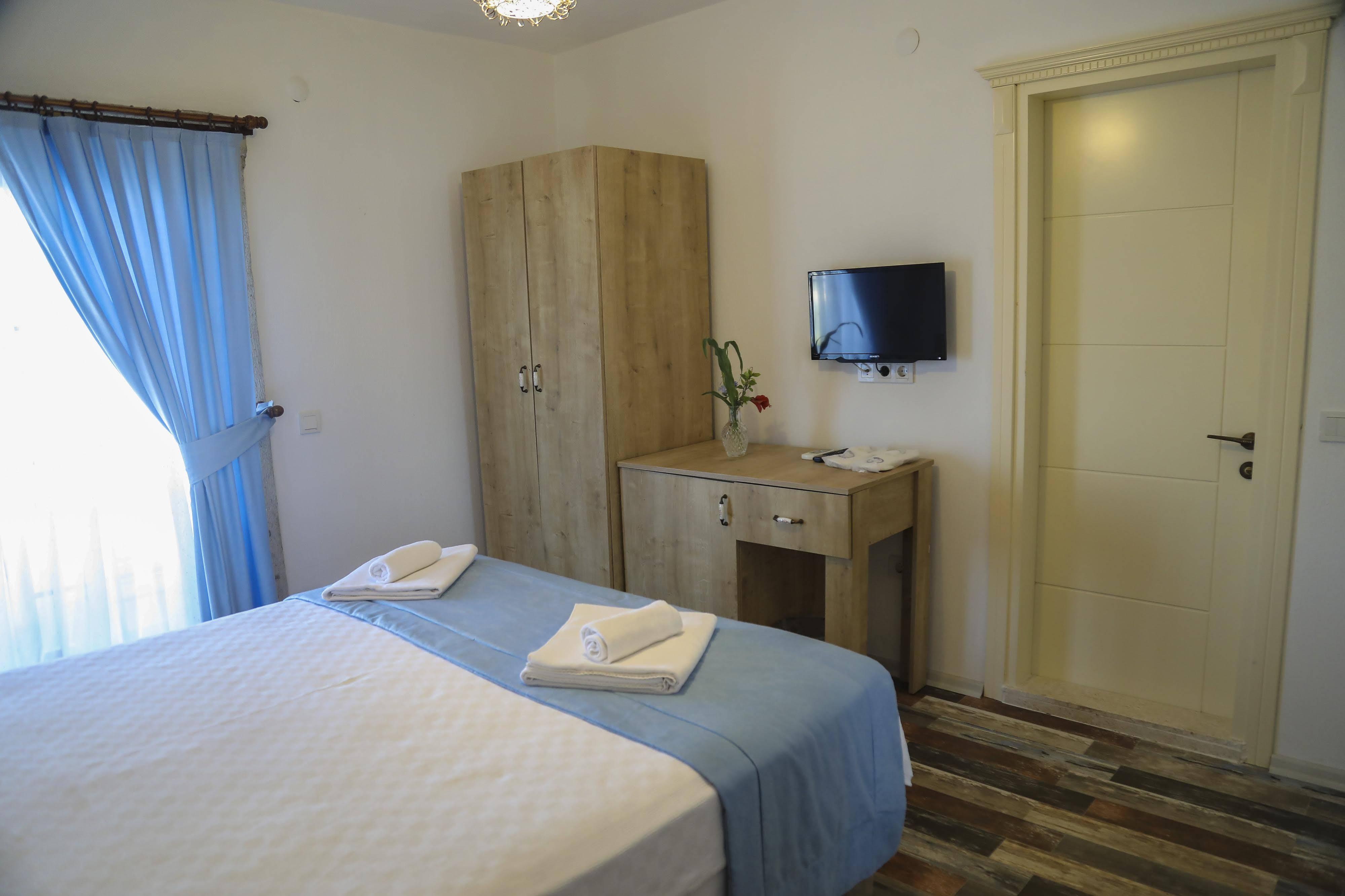 Aksu Hotel Алакати Екстериор снимка