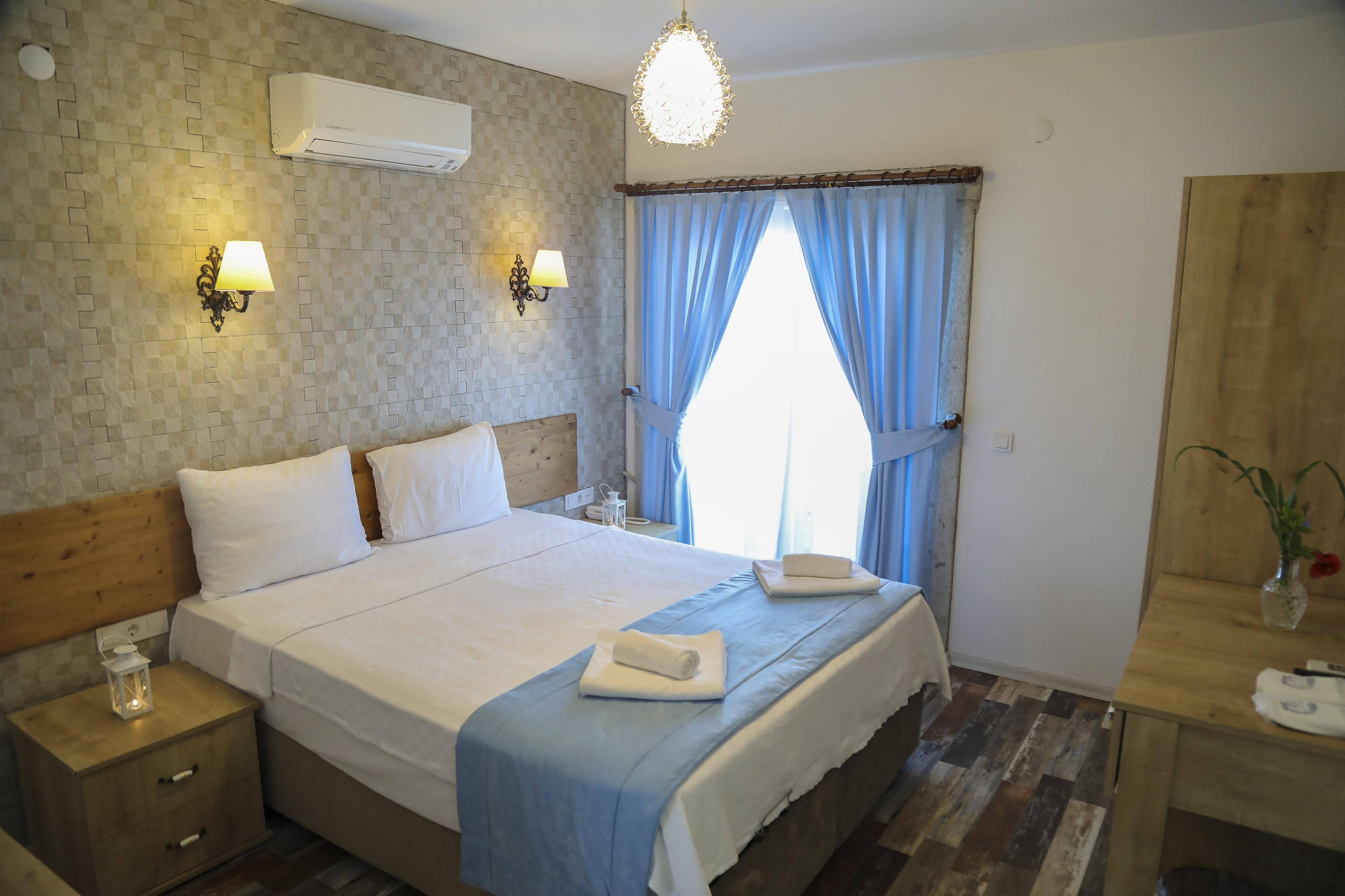 Aksu Hotel Алакати Екстериор снимка