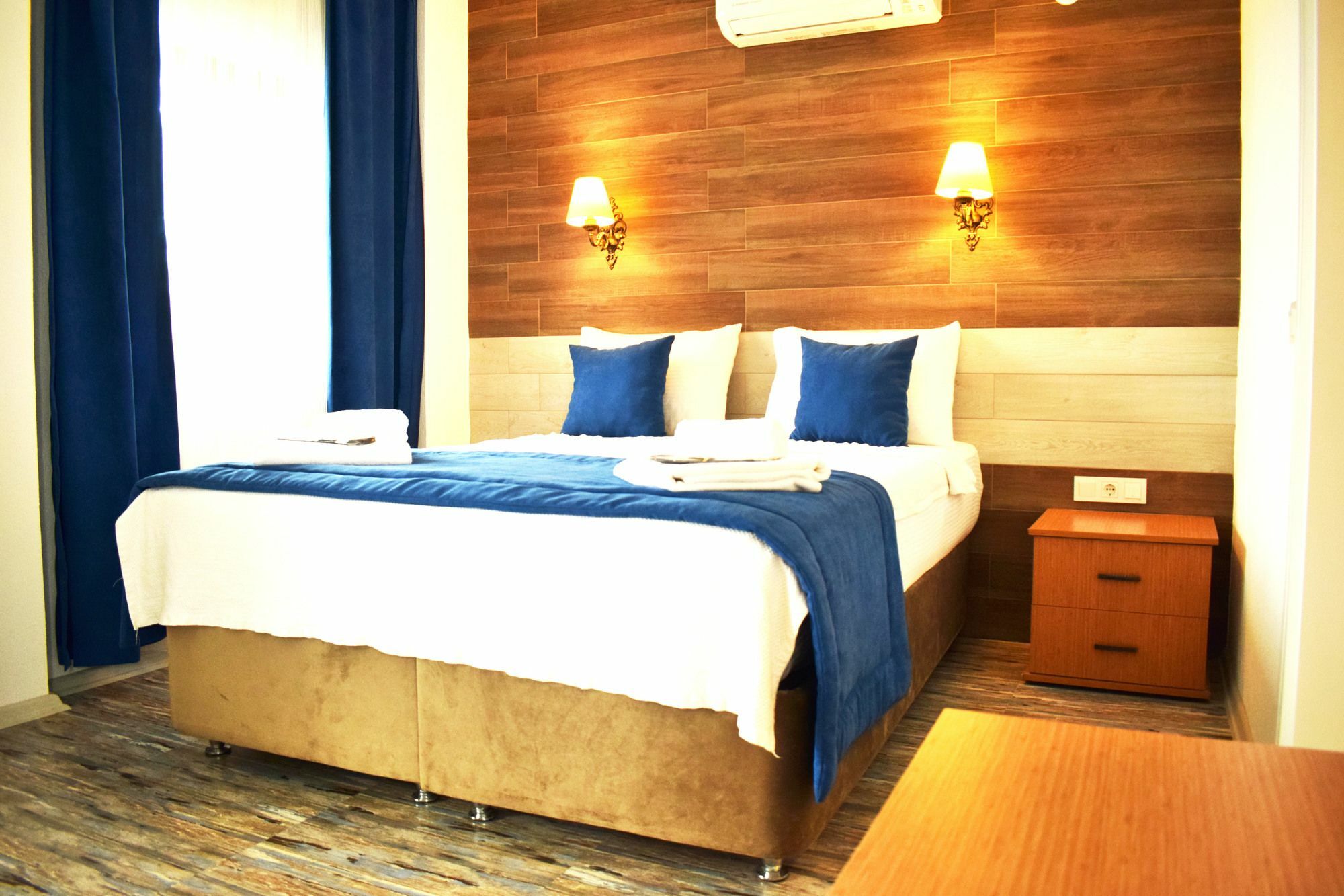 Aksu Hotel Алакати Екстериор снимка