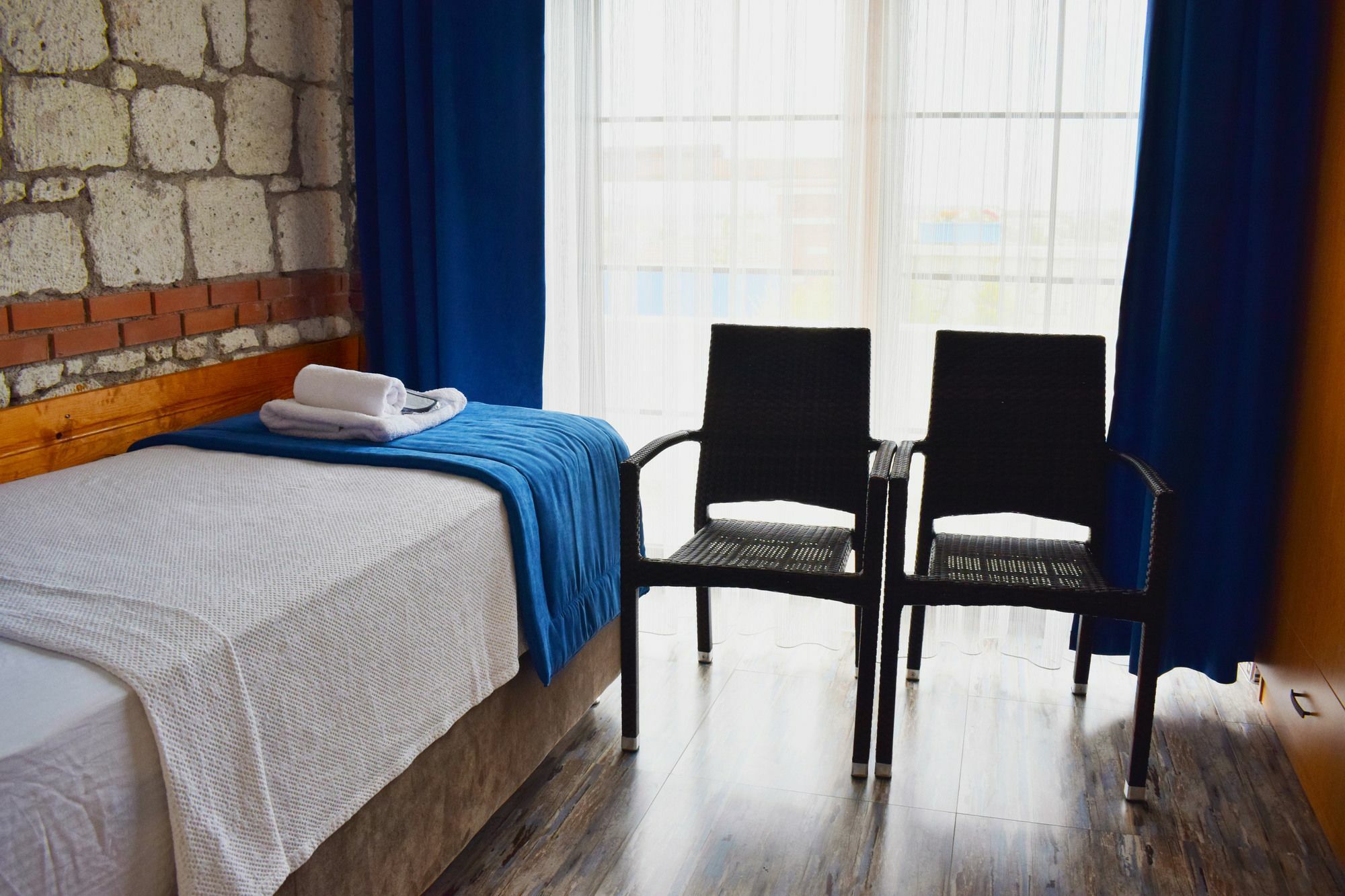 Aksu Hotel Алакати Екстериор снимка